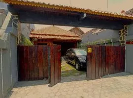 Omah Adem Homestay