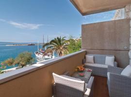 Apartment Pojlicka Cesta Iv, hotel em Krilo