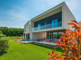 Villa Felice Novigrad, hotel i Bužinija