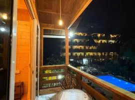Georgies wooden homes stay