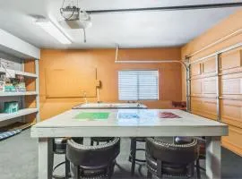 Beautiful Sunsets at 3BR Villa in Reno