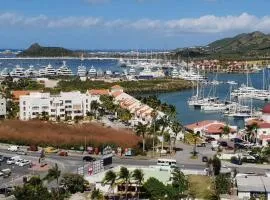 Le Cœur De Simpson Bay