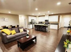 Villa near downtown Riverside