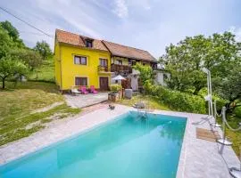 Awesome Home In Prodin Dol