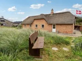 4 Bedroom Amazing Home In Ringkøbing