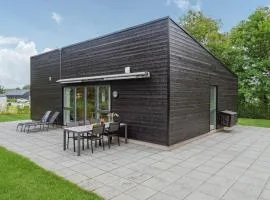 Lovely Home In Nexø With Wifi