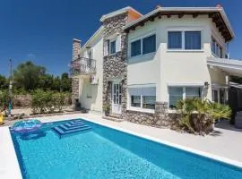 3 Bedroom Awesome Home In Kornic