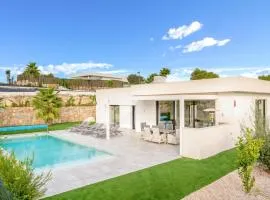 Amazing Home In Dehesa De Campoamor