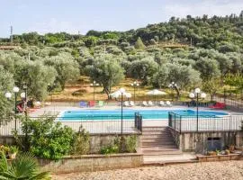 Lovely Home In Caronia