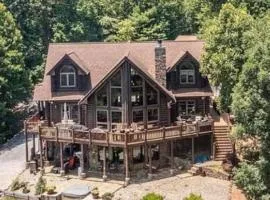 Trinity Lodge & Bunk Apartment Combo