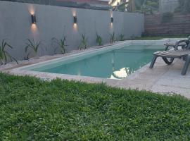 Casa con piscina uso exclusivo, hotel con pileta en Gualeguaych&uacute;
