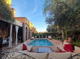 Villa Bohème Havre de paix, piscine chauffée,4 Suites