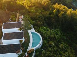 White cloudy, kro i Gretek