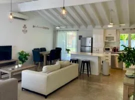 Renovated Beach House in the Heart of Mooloolaba