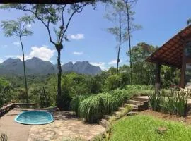 Cantinho do Bem - Lindo Chalé com piscina exclusiva e vista pra Serra do Mar!
