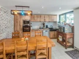 Nice Home In Bucquoy With Wifi