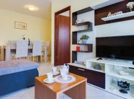 Two-Bedroom Apartment In Porec