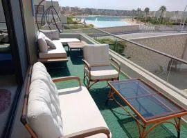 Azha Senior Chalet With Lagoon View