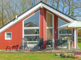 Cozy Home In Krems Iiwarderbrück, hotel a Göls