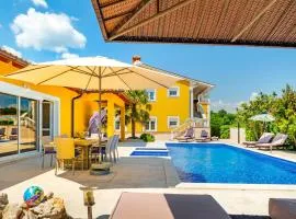 Beautiful Apartment In Labin With Wifi