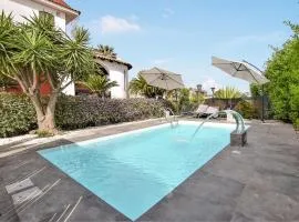 Lovely Home In Acicatena With Wifi