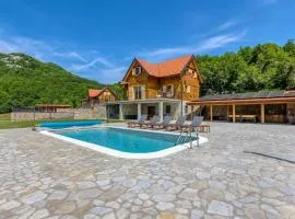 Awesome Home In Barlete With Kitchen
