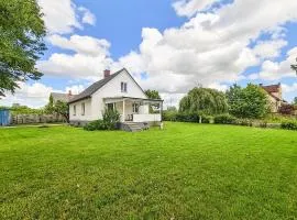 Awesome Home In Lövestad
