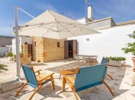 2 Bedroom Amazing Home In Vitigliano