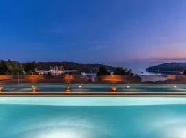 2 Bedroom Amazing Apartment In Banjole