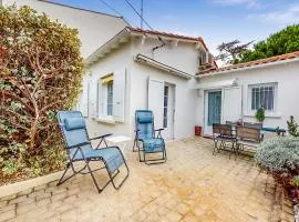 2 Bedroom Gorgeous Home In Royan