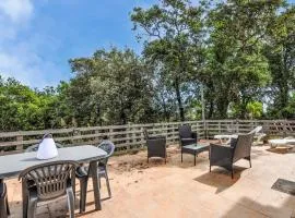 2 Bedroom Beautiful Apartment In Biot