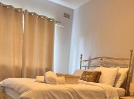 One Bedroom Apartment- BEC Chambers LS, hotel v destinaci Moortown