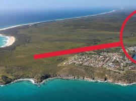 Byron Soul - Waterfront 3BR w Deck - Views, ξενοδοχείο σε Wardell