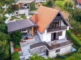 Awesome Home In Donji Zvecaj With Sauna