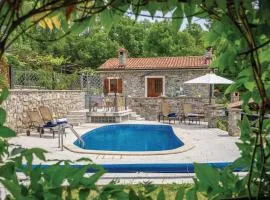 Gorgeous Home In Poljane With Sauna