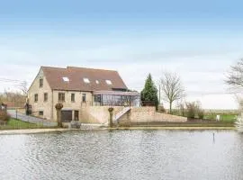 Six-Bedroom Holiday Home In Lo-Reninge