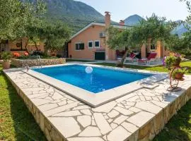 Two-Bedroom Holiday Home In Desne