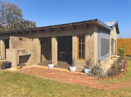 Lekker Plekkie Farm Cottage, hotel in Hekpoort