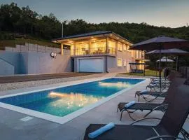 Gorgeous Home In Bregi With Kitchen