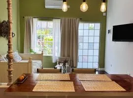 Cálido monoambiente con amplia cocina en Villa Devoto