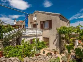 Cozy Apartment In Mali Losinj