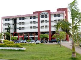 Lord Plaza Hotel, hotel in Teixeira de Freitas