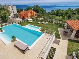 Awesome Home In Lovran With Sauna