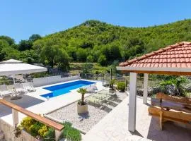 Holiday Home In Blato Na Cetini