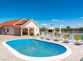 Lovely Home In Bristani Donji With Wifi