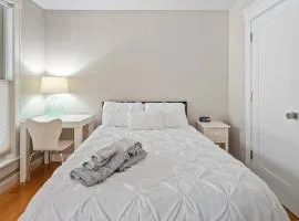 Inviting 3BR In Cambridge Walk To T & Central Sq