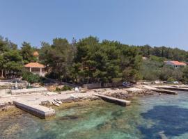 Beautiful Home In Gradina With Kitchen, ξενοδοχείο σε Vela Luka