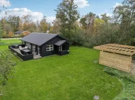 Beautiful Home In Sjællands Odde