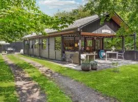 3 Bedroom Stunning Home In Hasle
