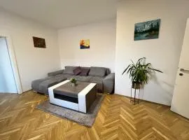 Zentrale Wohnung mit Parkplatz